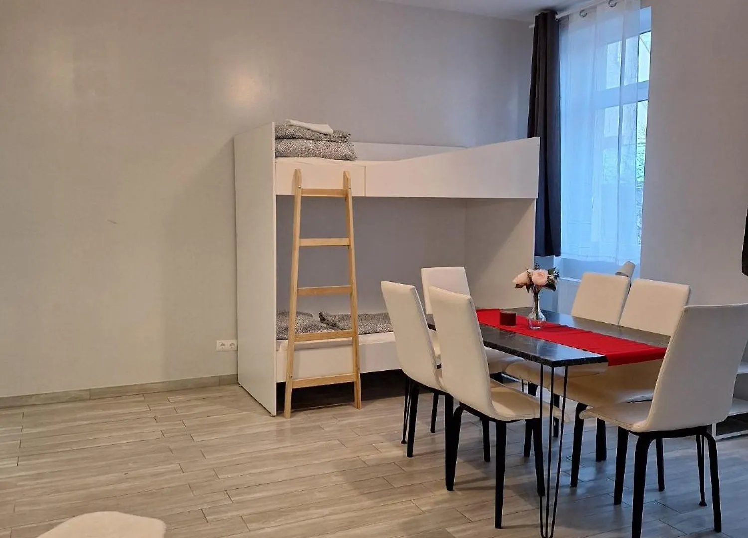 Betariel'Com Donau Zentrum 维也纳 公寓